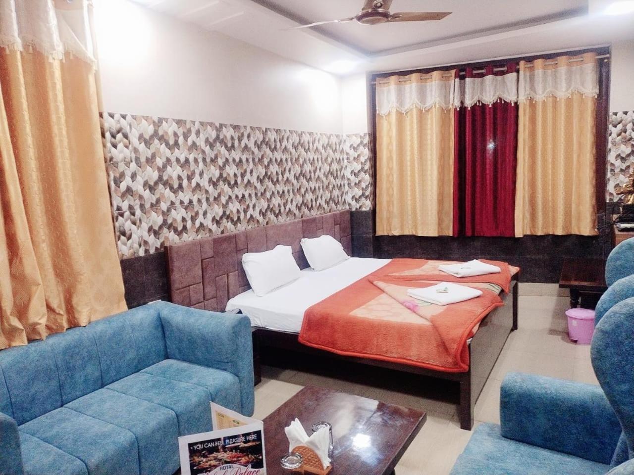 Hotel Vishal Palace Unnāo Екстериор снимка